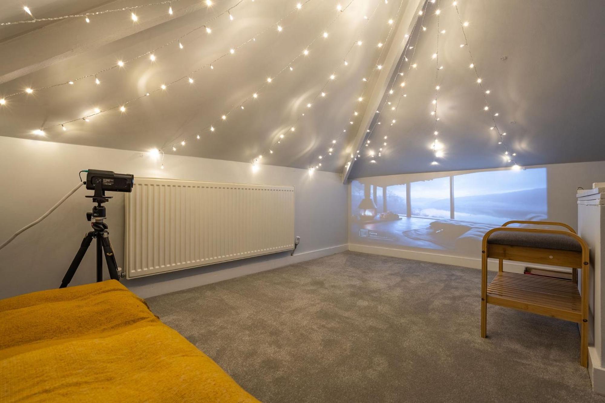Nature Inspired Bungalow With 3 Rooms - 10 Mins From Manchester Airport Timperley المظهر الخارجي الصورة